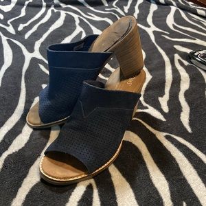 Slides by Tom’s Brand. GUC!